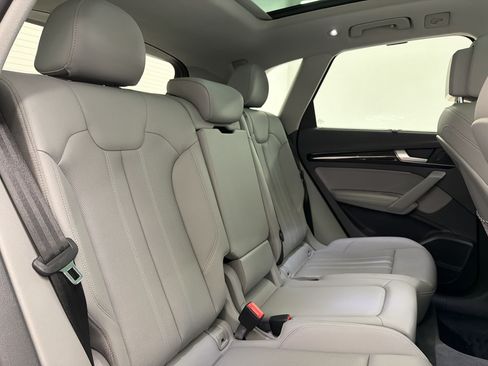 Used 2020 Audi Q5 Prestige AWD/4WD image 29