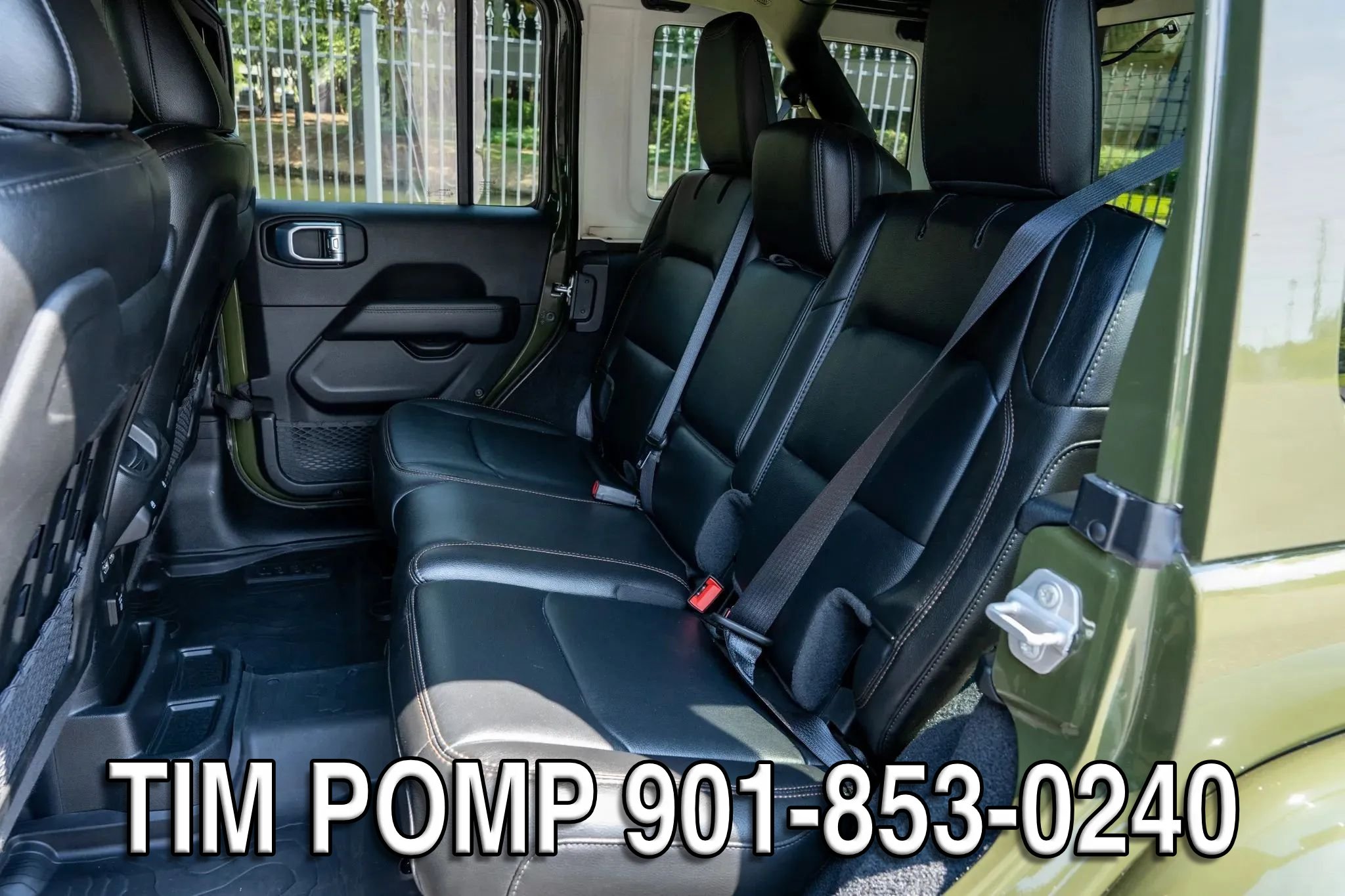 Used 2023 Jeep Wrangler Unlimited Rubicon 392 w/ Trailer Tow Package AWD/4WD image 13