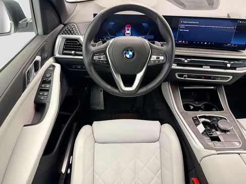 Used 2026 BMW X5 sDrive40i w/ Climate Comfort Package RWD image 10