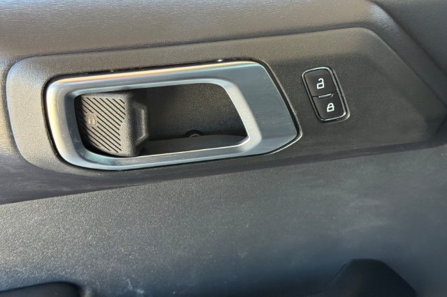 Used 2025 Ford Bronco Outer Banks AWD/4WD image 12