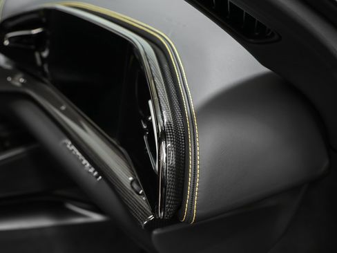 Certified 2024 Ferrari Purosangue image 32