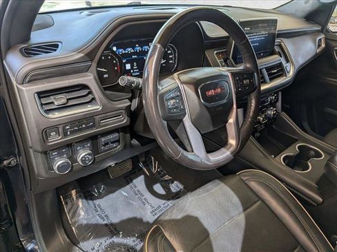Used 2021 GMC Yukon SLT w/ SLT Luxury Plus Package AWD/4WD image 10