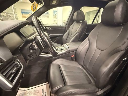 Used 2022 BMW X5 xDrive40i w/ Climate Comfort Package image 11