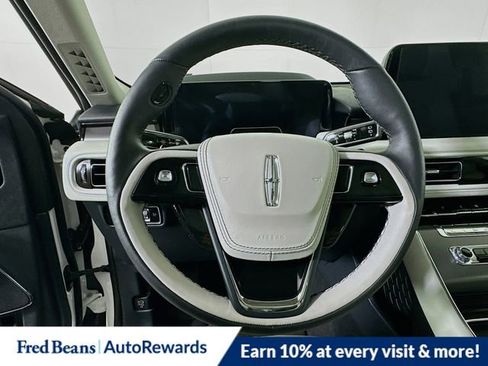 New 2026 Lincoln Aviator AWD image 8