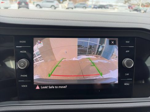 Certified 2024 Volkswagen Jetta SEL image 22