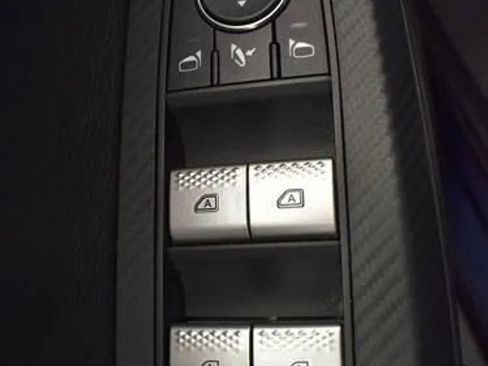 Used 2024 Mitsubishi Outlander Ralliart image 21