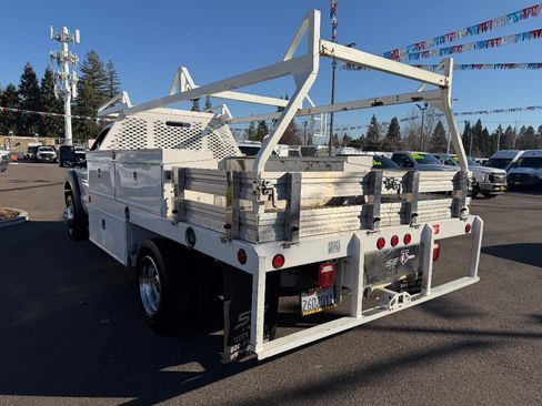 Used 2015 Ford F550 2WD Regular Cab Super Duty image 4