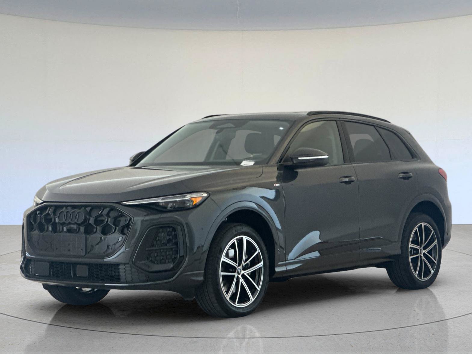 New 2026 Audi Q5 Premium AWD/4WD image 1