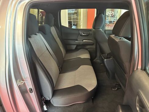 Certified 2023 Toyota Tacoma TRD Sport AWD/4WD image 15