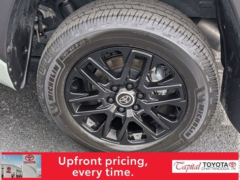 Used 2024 Toyota Tundra Limited AWD/4WD image 9