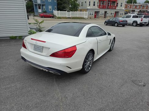 Used 2019 Mercedes-Benz SL 550 w/ Driver Assistance Package image 6