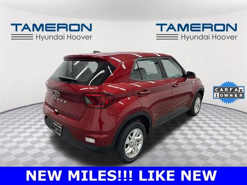 Used 2026 Hyundai Venue SE image 5