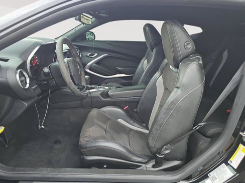 Used 2020 Chevrolet Camaro LT w/ 1LE Track Performance Package RWD image 3