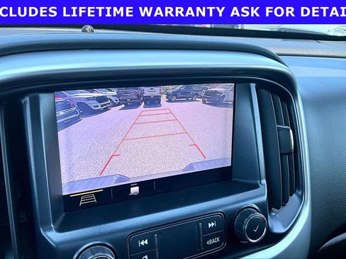 Used 2019 Chevrolet Colorado LT w/ LT Convenience Package RWD image 18