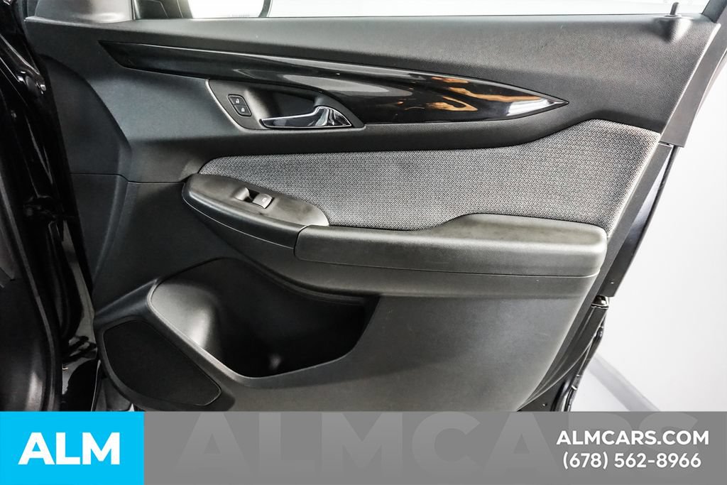 Used 2025 Chevrolet TrailBlazer LT AWD/4WD image 39