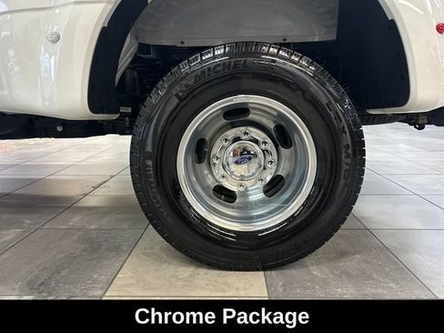 Used 2024 Ford F350 Lariat w/ Lariat Ultimate Package AWD/4WD image 8