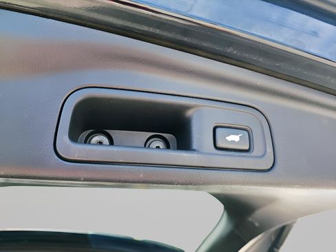 Used 2017 Honda Pilot Elite image 16