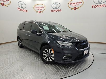 Used 2021 Chrysler Pacifica Touring-L