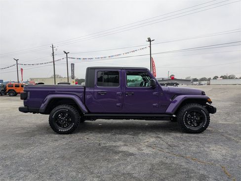 New 2026 Jeep Gladiator Willys image 8