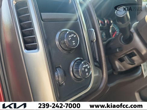 Used 2018 Chevrolet Silverado 1500 LT w/ Texas Edition AWD/4WD image 27