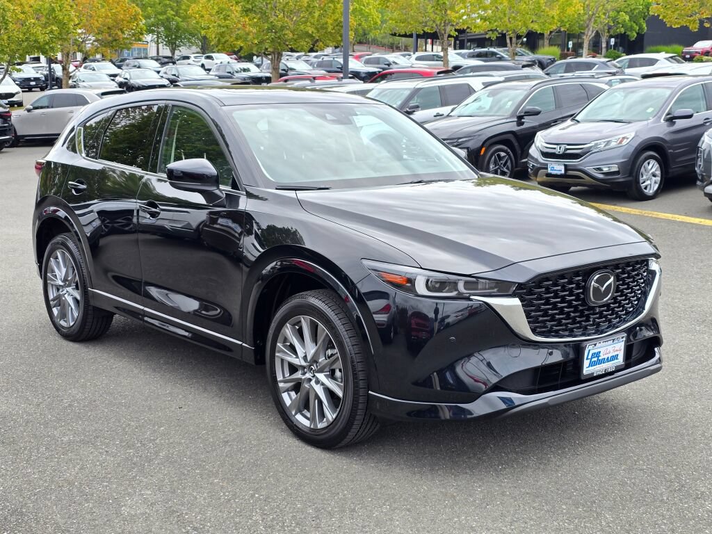Certified 2025 MAZDA CX-5 AWD 2.5 S w/ Premium Plus Pkg image 3