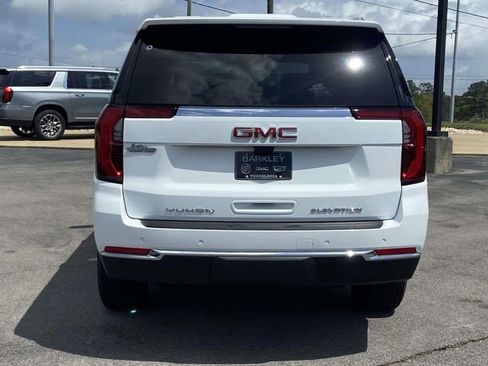 New 2026 GMC Yukon XL Elevation w/ Elevation Premium Package RWD image 3
