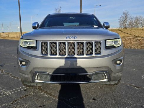Used 2016 Jeep Grand Cherokee Limited w/ Luxury Group II image 2