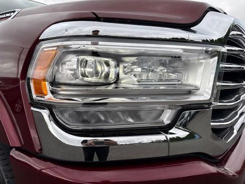 Used 2023 RAM 2500 Limited AWD/4WD image 9