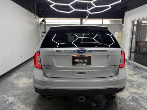 Used 2011 Ford Edge Limited w/ Canadian Touring Pkg AWD/4WD image 4
