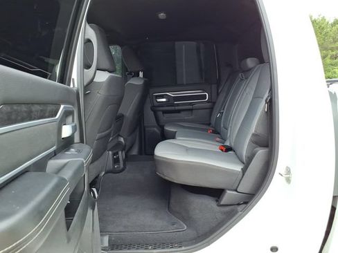 Used 2024 RAM 2500 Big Horn AWD/4WD image 17