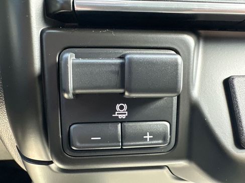 Used 2020 Chevrolet Silverado 1500 Custom w/ Custom Max Trailering Package image 24