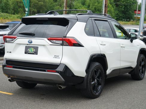 Used 2019 Toyota RAV4 XSE AWD/4WD image 5