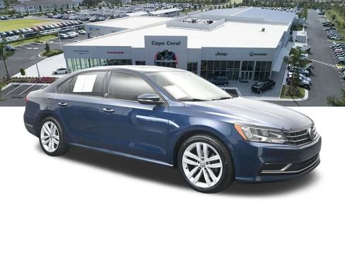 Used 2019 Volkswagen Passat 2.0T Wolfsburg image 8