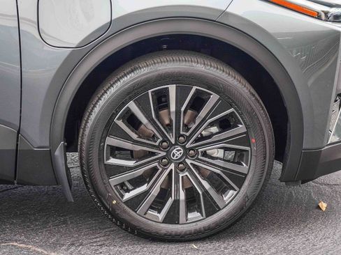 New 2026 Toyota C-HR AWD/4WD image 11
