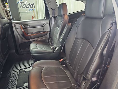 Used 2014 Chevrolet Traverse LTZ image 19