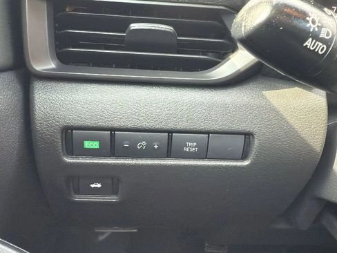 Used 2022 Nissan Sentra S image 15