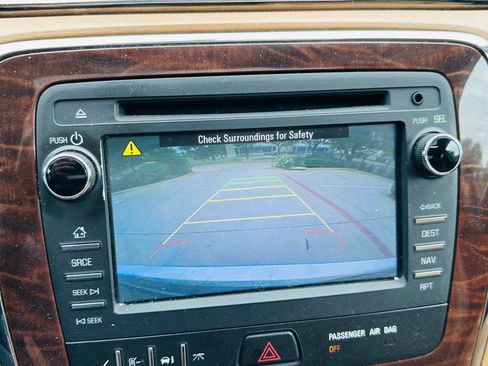 Used 2014 Buick Enclave Leather w/ LPO, Cargo Convenience Pkg AWD/4WD image 31