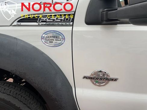 Used 2016 Ford F550 2WD Crew Cab Super Duty image 11