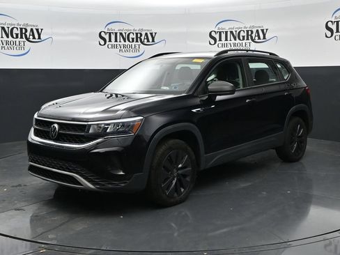 Used 2022 Volkswagen Taos S FWD image 3
