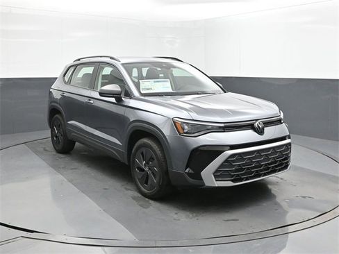New 2025 Volkswagen Taos S image 22