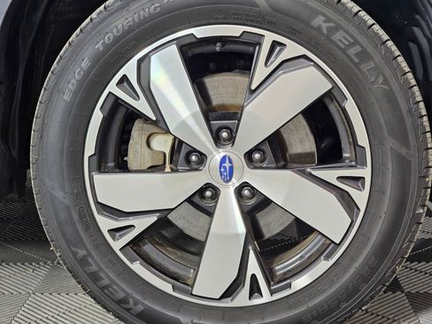 Used 2020 Subaru Forester Touring image 8