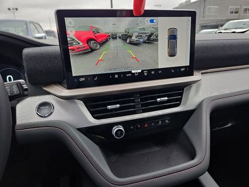 New 2026 Ford Explorer Active RWD image 24