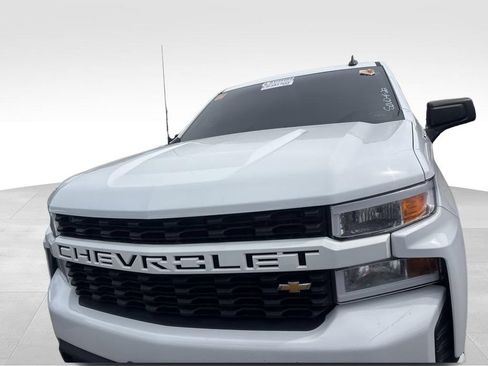 Used 2021 Chevrolet Silverado 1500 Custom AWD/4WD image 5