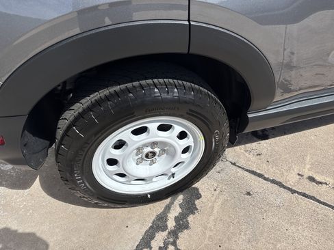 New 2025 Ford Bronco Sport Heritage w/ Convenience Package image 9