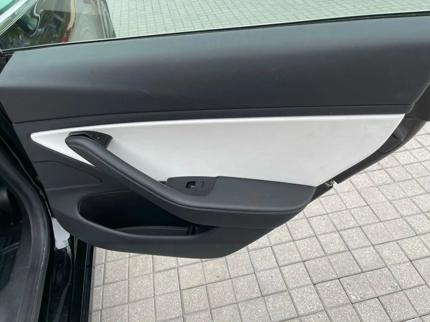 Used 2020 Tesla Model 3 Standard Range RWD image 32