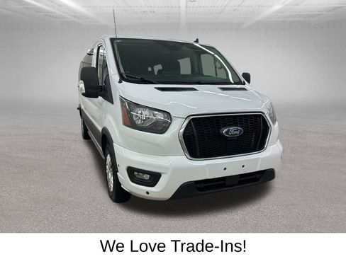 Used 2024 Ford Transit 350 XLT image 3