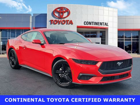 Used 2026 Ford Mustang Premium RWD image 1