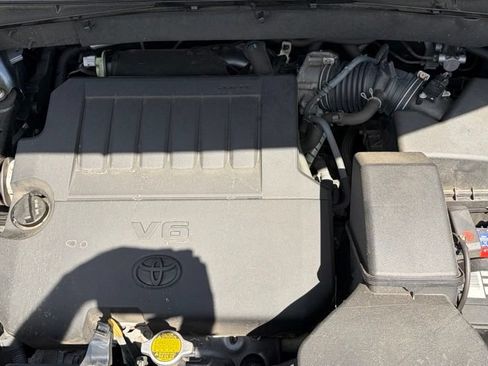 Used 2015 Toyota Highlander XLE AWD/4WD image 8