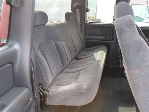 Used 1999 Chevrolet Silverado 1500 LS w/ Off-Road Chassis Pkg image 37