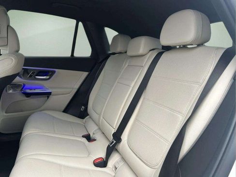 Used 2026 Mercedes-Benz GLC 300 4MATIC image 21